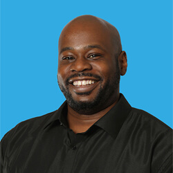 Client Service Manager - Darnell Speights